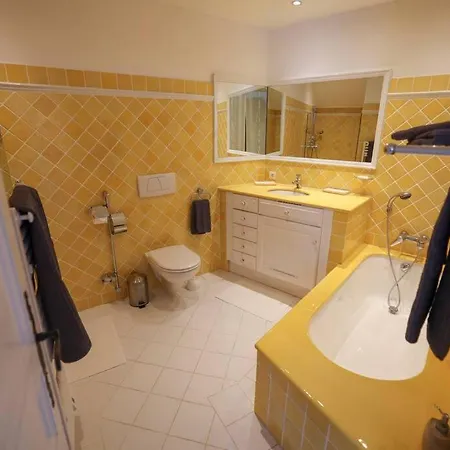 Maison De Charme Au Coeur Du Golfe De Saint-tropez *